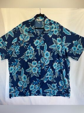 Big and tall Men's Blue Floral Hawaiian Button-Down Shirt
